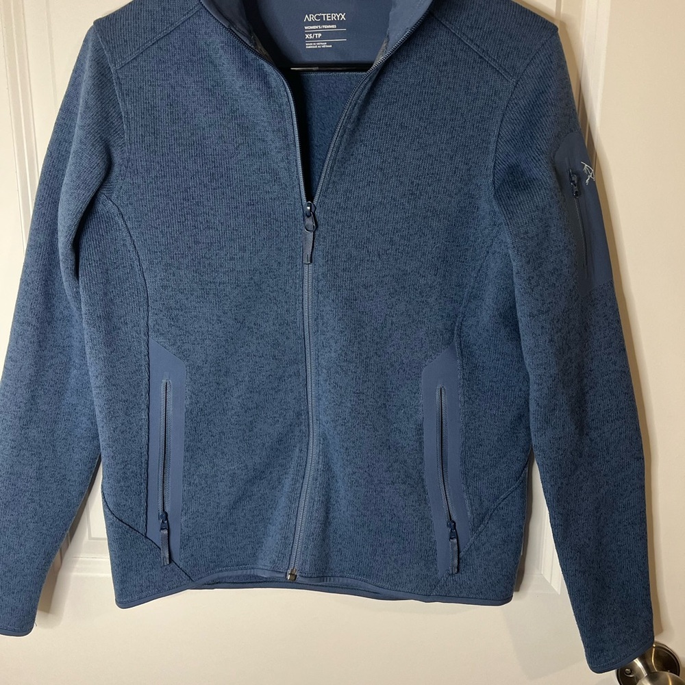 Arc'teryx Heathered Blue Full-Zip Jacket
